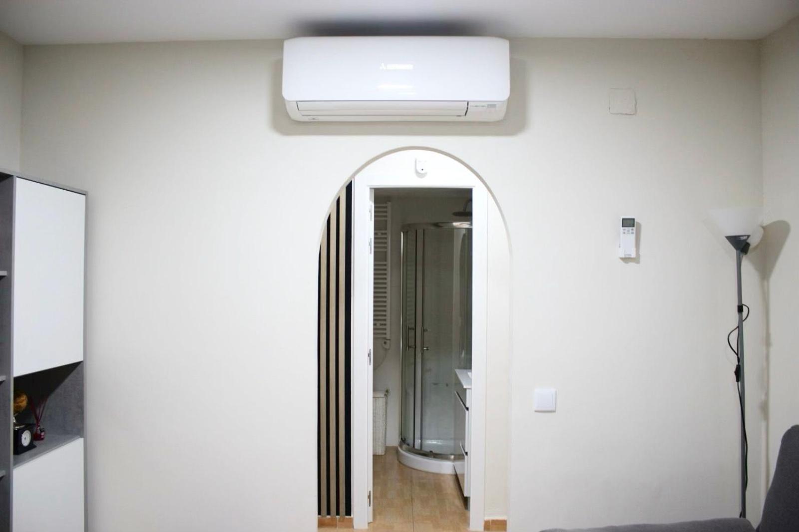 Piso De Diseno En El Centro De Cordoba By Bebalmy Appartement Buitenkant foto
